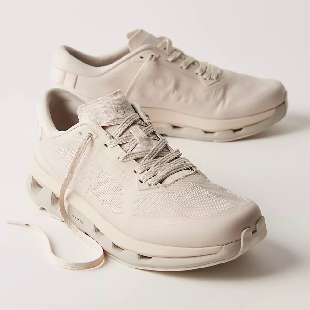 Men's ON cloud zone sneaker